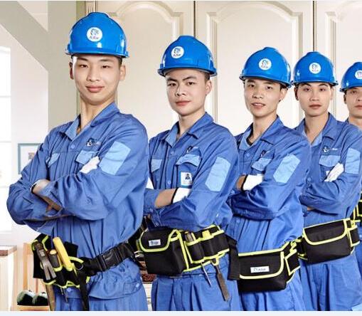 提高衣柜品牌 質(zhì)量和服務是左右手