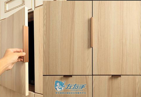 衣柜門(mén)安裝